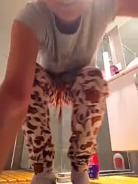 Pussy69Kat online show from 11-18-25, 10:52