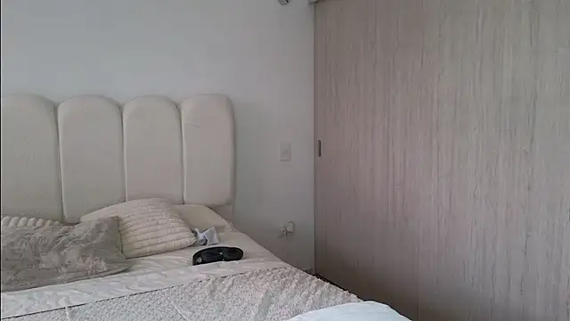 Snapshot of Celeste_Tailor_ chatting on 06-16-26, 08:22 Celeste Tailor online show from 06-16-26, 08:22