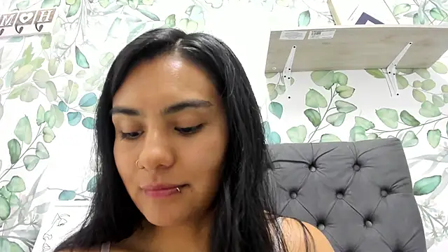 atilanadiaz7 online show from 12-16-25, 05:51