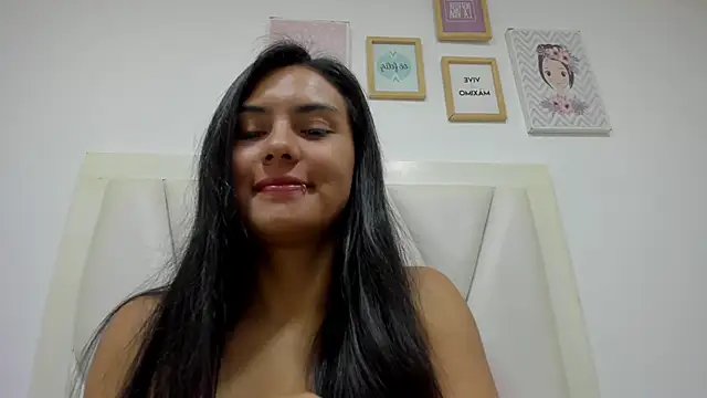 atilanadiaz7 online show from 02-17-26, 05:08