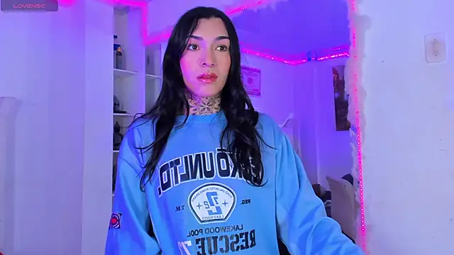 Camila Coxx online show from 10-25-25, 05:15