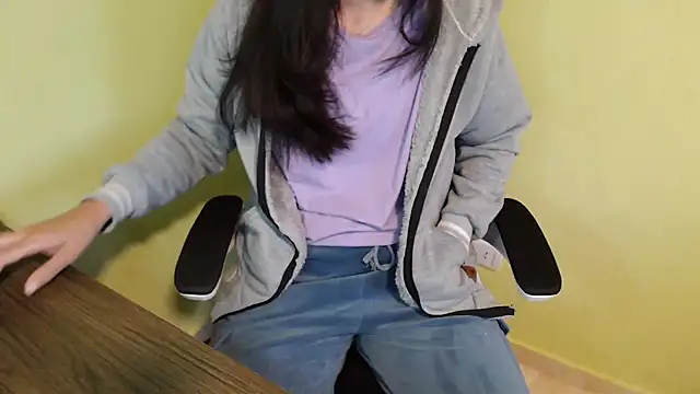 Snapshot of samantha_s69 chatting on 01-15-26, 09:36 samantha s69 online show from 01-15-26, 09:36