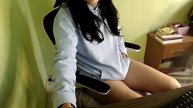 samantha s69 online show from 04-18-26, 09:04