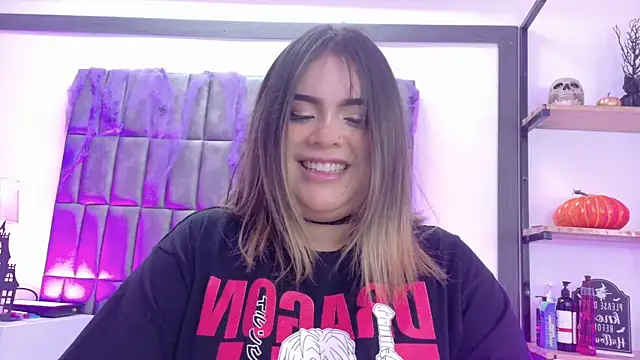 MeryStone online show from 10-30-25, 04:58