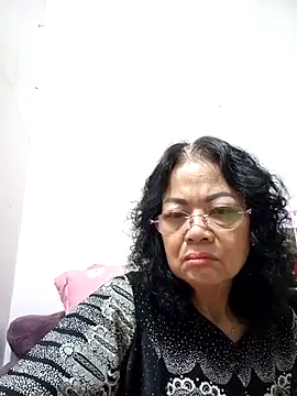 Hotestlove online show from 03-21-25, 12:06