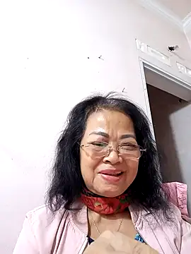 Hotestlove online show from 11-21-25, 02:16