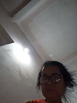 Hotestlove online show from 05-19-26, 10:38
