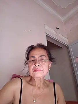 Snapshot of Hotestlove chatting on 06-19-26, 11:03 Hotestlove online show from 06-19-26, 11:03
