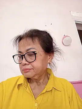 Snapshot of Hotestlove chatting on 06-23-26, 02:53 Hotestlove online show from 06-23-26, 02:53