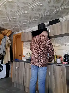 Foxyshaved online show from 01-26-25, 06:49