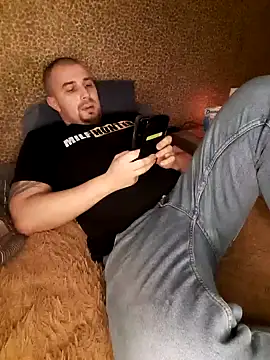 Foxyshaved online show from 02-04-25, 01:16