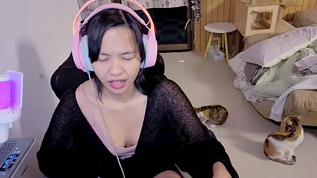 Snapshot of Kana_G chatting on 11-19-25, 05:13 Kana G online show from 11-19-25, 05:13