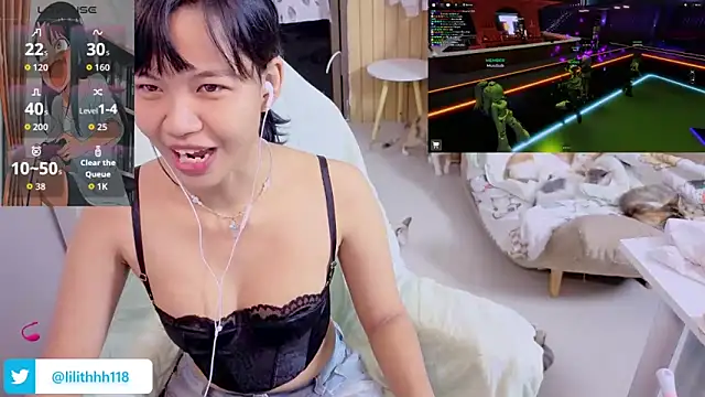 Snapshot of Kana_G chatting on 11-24-25, 01:44 Kana G online show from 11-24-25, 01:44