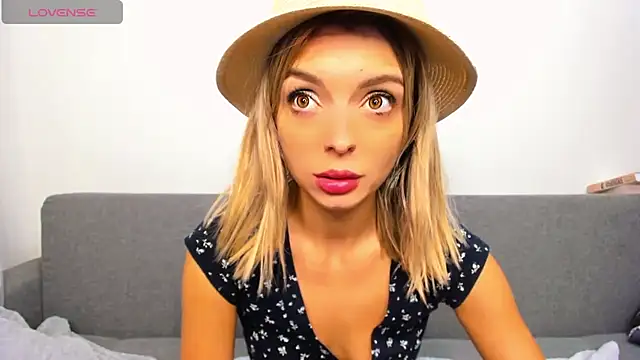  ellen meow  online show from 10-28-25, 09:39