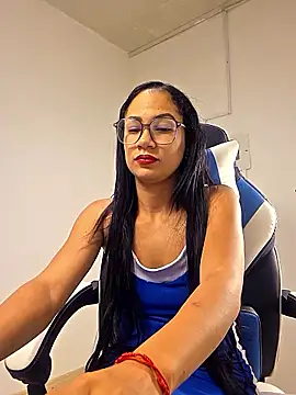 Snapshot of KittyKardy chatting on 01-11-26, 02:05 KittyKardy online show from 01-11-26, 02:05