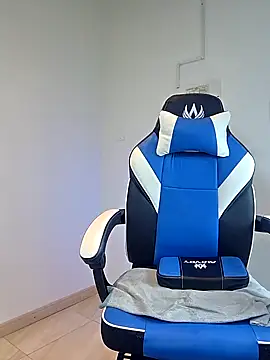 Snapshot of KittyKardy chatting on 02-03-26, 02:53 KittyKardy online show from 02-03-26, 02:53