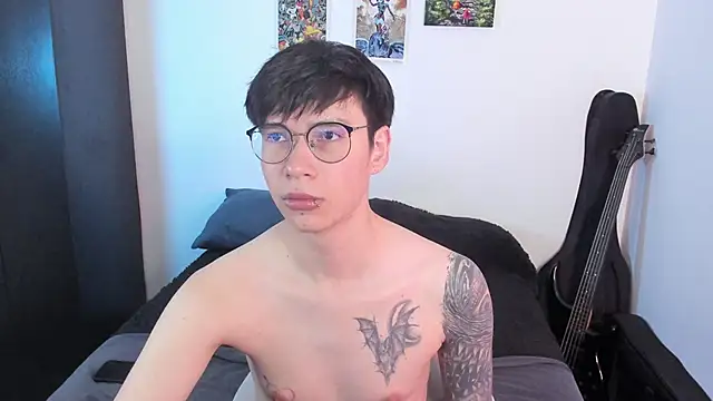 Aventure Twinks online show from 06-16-26, 10:01