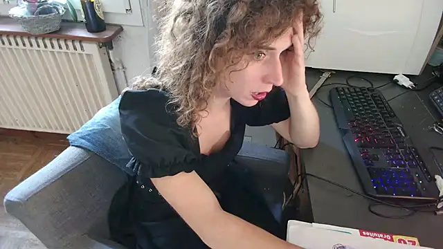 Prxscillia Tx online show from 10-02-25, 09:49