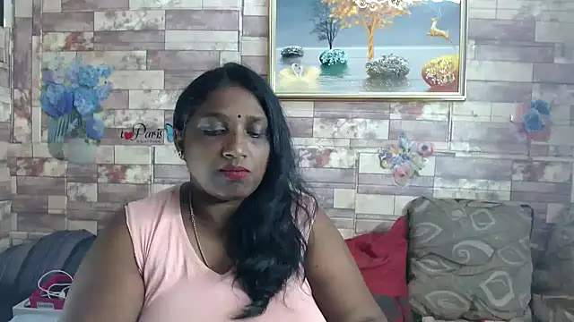 Snapshot of Indian_tracy chatting on 01-05-26, 05:27 Indian tracy online show from 01-05-26, 05:27