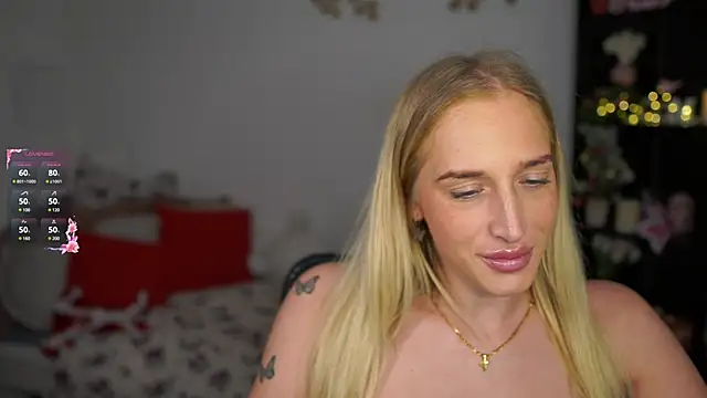 Snapshot of Nicolette__Shea_ chatting on 01-03-25, 01:58 Nicolette Shea online show from 01-03-25, 01:58