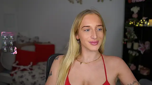 Snapshot of Nicolette__Shea_ chatting on 01-04-25, 02:04 Nicolette Shea online show from 01-04-25, 02:04