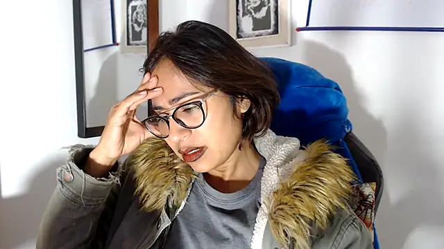 Snapshot of fantasty_nylon chatting on 01-17-25, 11:29 fantasty nylon online show from 01-17-25, 11:29