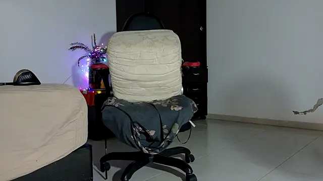 fantasty nylon online show from 03-07-26, 09:56