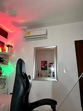 ZarahEvans online show from 11-25-25, 08:31