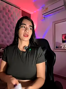 ZarahEvans online show from 11-29-25, 03:59