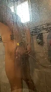 Snapshot of RoodoggXL chatting on 02-19-25, 09:14 RoodoggXL online show from 02-19-25, 09:14