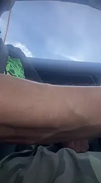 Snapshot of RoodoggXL chatting on 03-16-25, 06:01 RoodoggXL online show from 03-16-25, 06:01