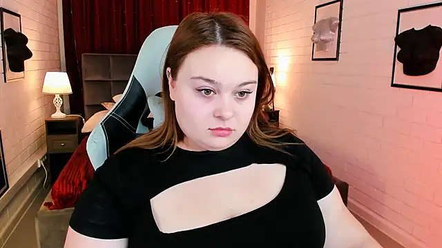 Snapshot of KimberlyMaran chatting on 01-10-25, 09:13 KimberlyMaran online show from 01-10-25, 09:13