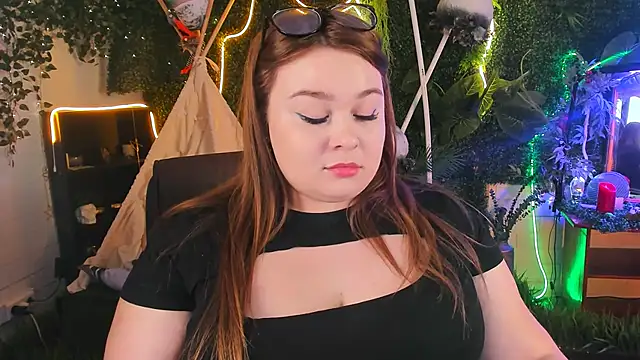 Snapshot of KimberlyMaran chatting on 01-19-25, 03:21 KimberlyMaran online show from 01-19-25, 03:21