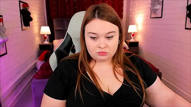 Snapshot of KimberlyMaran chatting on 02-19-25, 09:06 KimberlyMaran online show from 02-19-25, 09:06