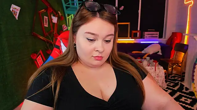 Snapshot of KimberlyMaran chatting on 02-22-25, 03:25 KimberlyMaran online show from 02-22-25, 03:25