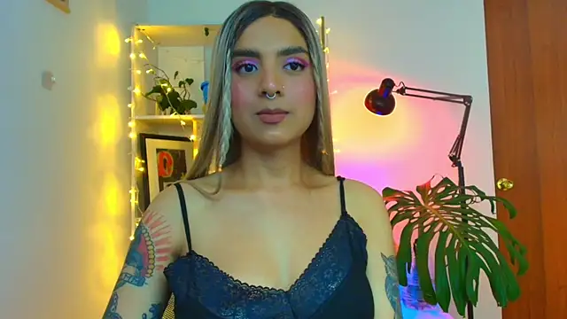 Snapshot of Yeriawaddell_ chatting on 01-28-25, 11:50 Yeriawaddell  online show from 01-28-25, 11:50