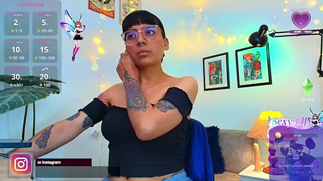 Snapshot of Yeriawaddell_ chatting on 03-12-25, 06:55 Yeriawaddell  online show from 03-12-25, 06:55