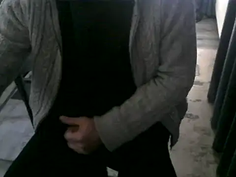 hornyman18cm39 online show from 02-03-25, 12:03