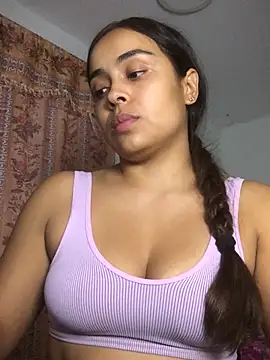 JuanaSimons online show from 05-13-26, 03:04