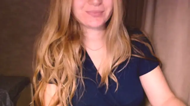 Snapshot of fiona_cute_2 chatting on 10-03-25, 07:33 fiona cute 2 online show from 10-03-25, 07:33