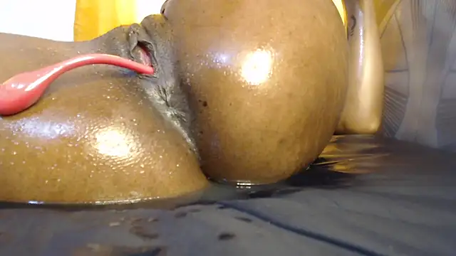 Candiey001 online show from 01-27-25, 03:58