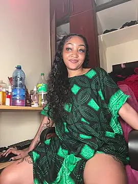 Snapshot of Candiey001 chatting on 02-17-26, 10:49 Candiey001 online show from 02-17-26, 10:49