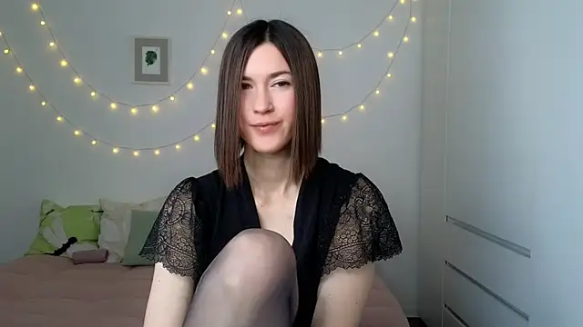 AliciaNewell online show from 07-20-26, 04:27