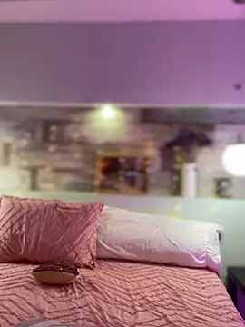 Emilia Bakerr online show from 01-10-25, 09:20