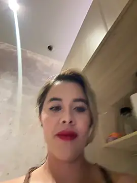 Snapshot of Emilia_Bakerr chatting on 05-20-26, 06:03 Emilia Bakerr online show from 05-20-26, 06:03