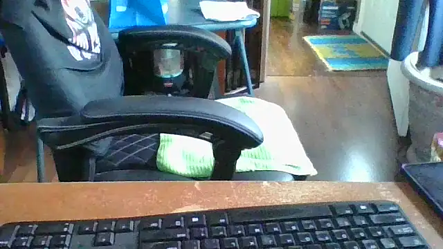 Snapshot of Daremeknot chatting on 05-01-26, 02:32 Daremeknot online show from 05-01-26, 02:32