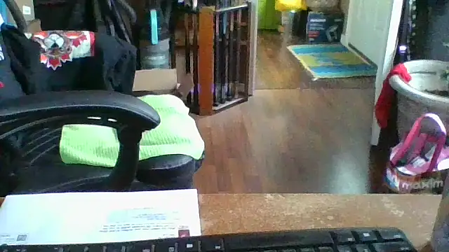 Snapshot of Daremeknot chatting on 05-15-26, 08:05 Daremeknot online show from 05-15-26, 08:05