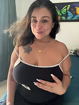 MrsFoucher online show from 12-08-24, 05:55