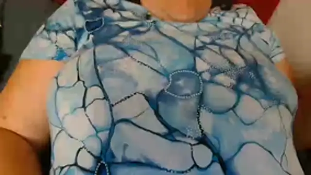 Snapshot of Lucinka1 chatting on 07-14-26, 10:15 Lucinka1 online show from 07-14-26, 10:15