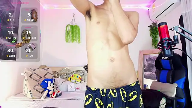 huge armound online show from 03-25-26, 11:44